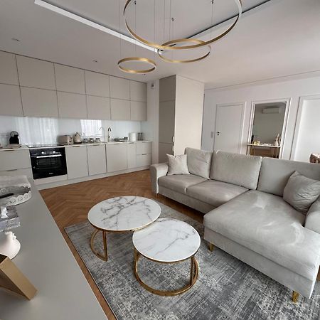 Taupe II Wyjatkowy Apartament W Centrum Lodzi Exteriér fotografie